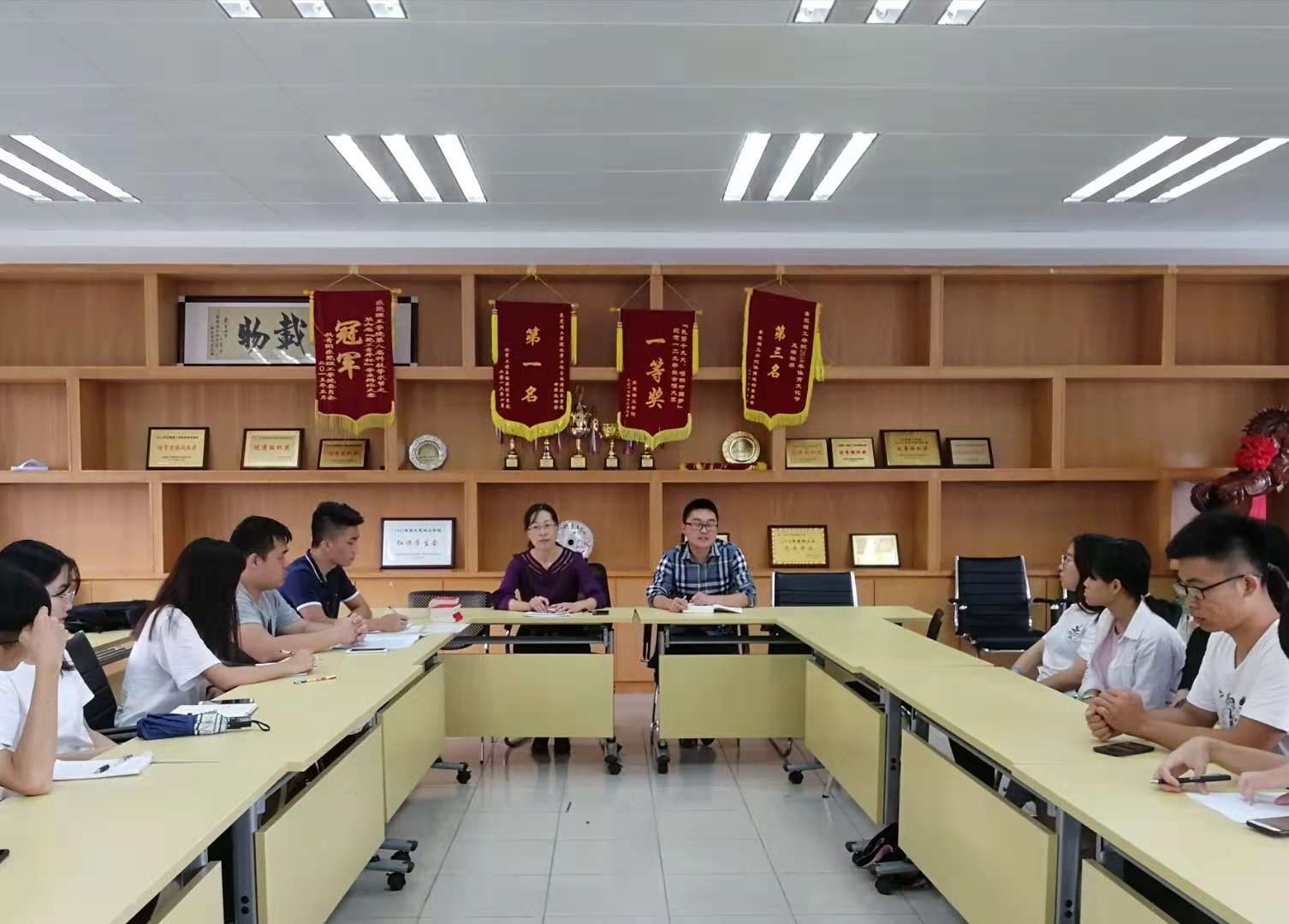 公司召开第49期公司党课培训动员会议2.jpg